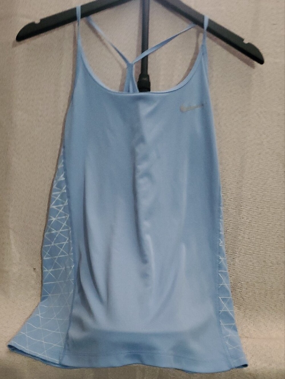 Nike Women's Assorted Top Lot - Orange, Light Blue, Plum, Gray, Dark Green - Picture 10 of 11